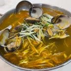 Best Spicy Drunken Clam Clay Pot in San Diego, CA