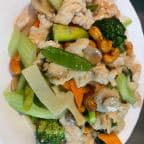Best Chicken with Cashew Nuts in San Diego, CA